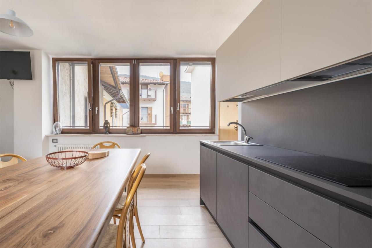 شقة Casa Stefano ريفا ديل غاردا المظهر الخارجي الصورة