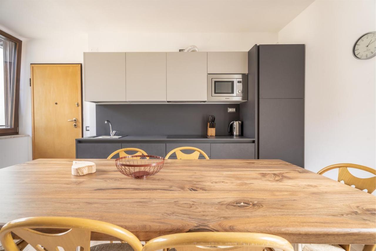شقة Casa Stefano ريفا ديل غاردا المظهر الخارجي الصورة